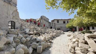 Depremden etkilenen vak�f eserlerinden 73'�n�n restorasyonu tamamland�