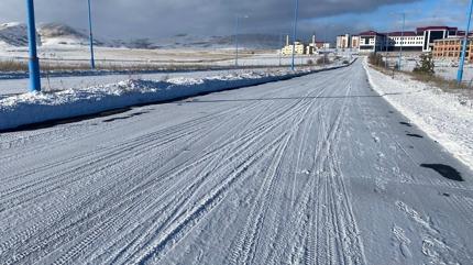 Ardahan-�av�at yolu kara teslim: Ula��ma kapand�