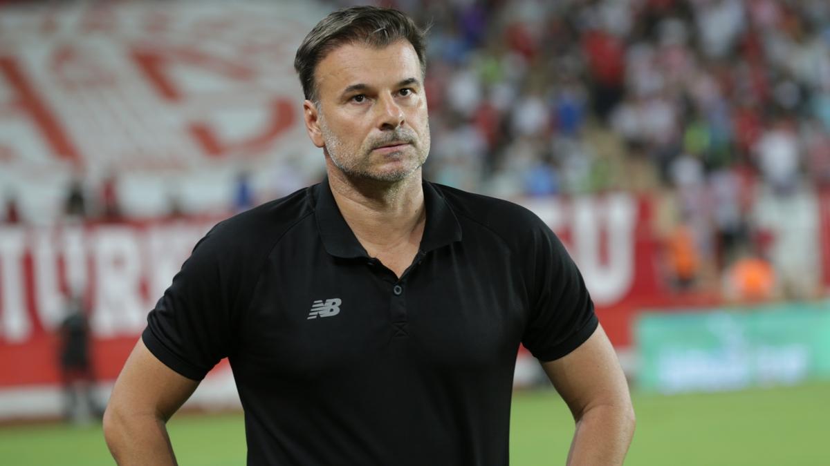 fatih karag�mr�k Aleksandar Stanojevic s�per lig foto�raflar� resimleri