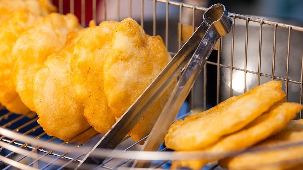 Kahvaltılık en kolay mayasız pişi tarifi! Yağ çekmemesinin püf noktası yoğurt eklemek