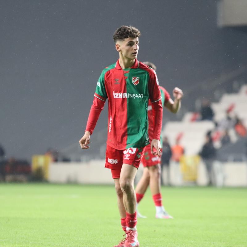 Kar��yakal� Adem Ye�ilyurt'a milli davet