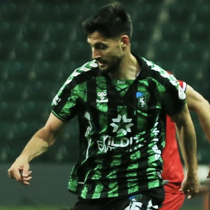 Kocaelispor'da ayr�l�k! Tarkan Serbest ile vedala��ld�