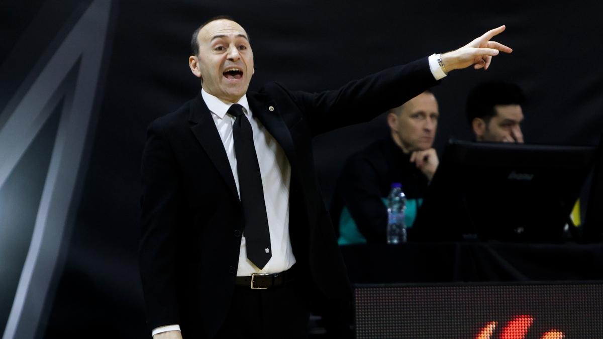 Galatasaray Basketbol Yakup Sekizk�k foto�raflar� resimleri