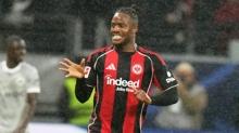 Frankfurt'ta Batshuayi'nin bileti kesildi