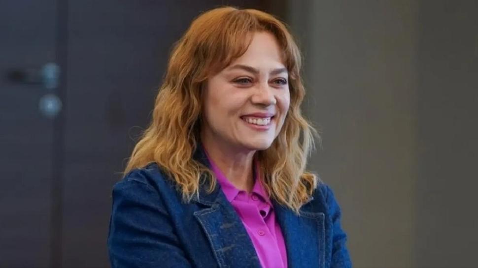 Dizisi final yapan Demet Evgar yeni mesleğini açıkladı! Duyanlar şoke oldu