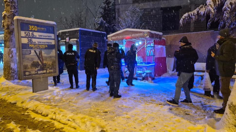 Malatya'da kadınlar arasında bıçaklı kavga: 1 kişi hayatını kaybetti