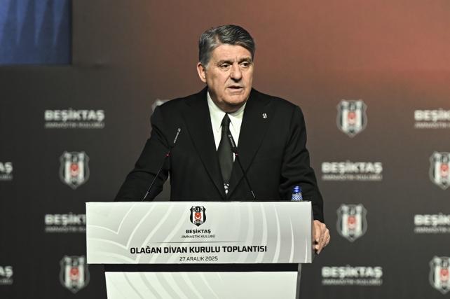 Serdal Adal�: T�m d�nyaya bar�� ve huzur dolu bir y�l diliyorum