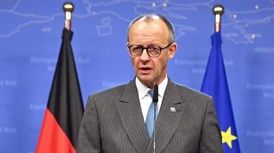 Almanya'dan ABD'ye mesaj: Kendi g�c�m�z� art�rmal�y�z