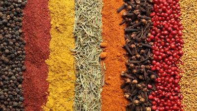 Baharatlar�n son kullanma tarihi var m�d�r? Tad�n� ka��r�yorsa...