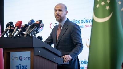 Bilal Erdo�an'dan 1 Ocak �a�r�s�: 7'den 70'e b�t�n vatanda�lar�m�z� bekliyoruz