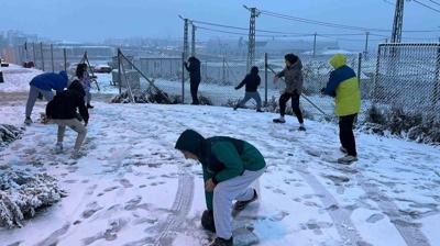 E�itime kar engeli! Okullar tatil edildi