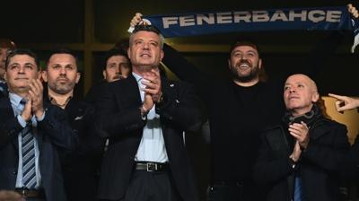 Fener'de kongre sesleri
