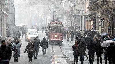 Kar alarm�: �stanbul i�in saat verildi