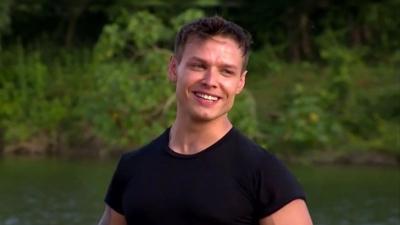 O Ses'te reklam�n� yapt�... Yeni i�ini b�yle duyurdu!