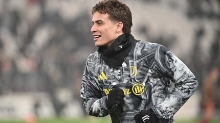 Pjanic'ten Kenan Y�ld�z'a b�y�k �vg�: �ampiyon olmak i�in her �eye sahip