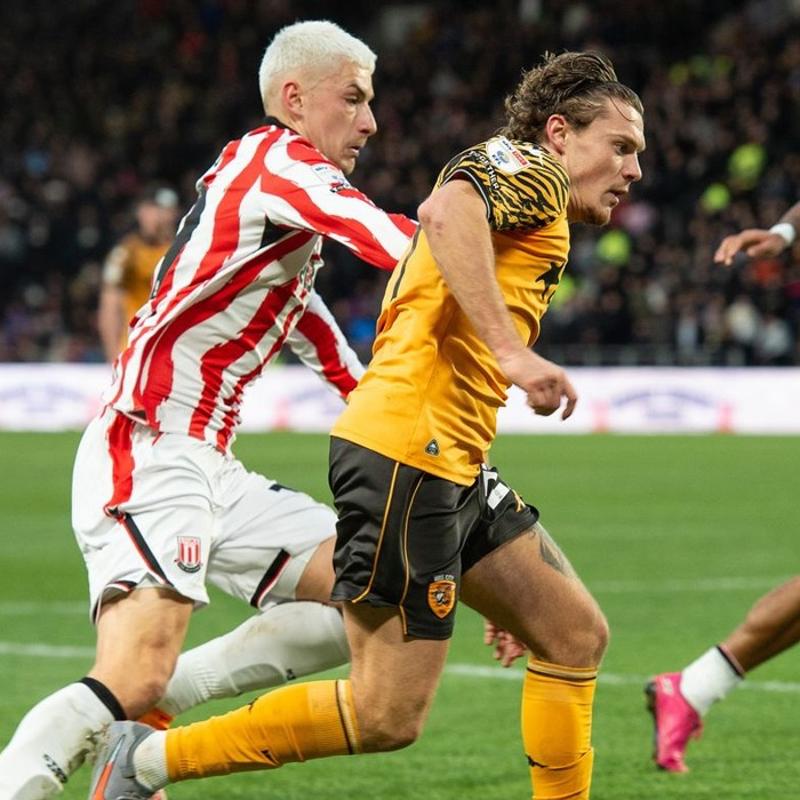 Hull City'den Stoke kar��s�nda kritik kay�p