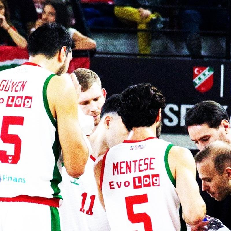 Kar��yaka'n�n konu�u Tofa�