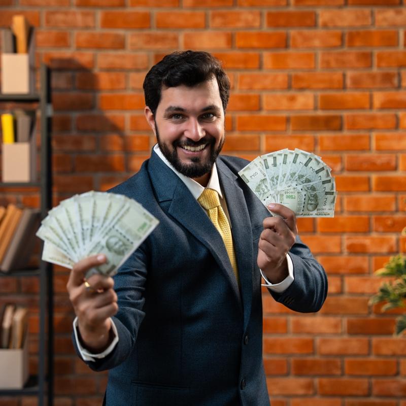 Para delisi bur�lar: Zodyak'�n zenginleri, mal m�lk d��k�nleri