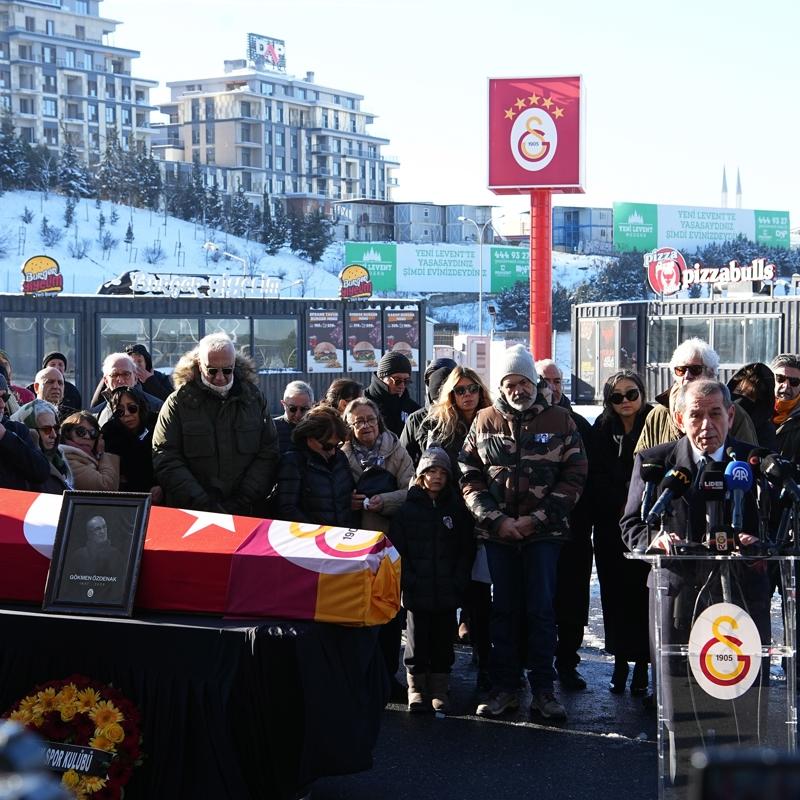 Futbol camias�, G�kmen �zdenak'� son yolculu�una u�urlad�