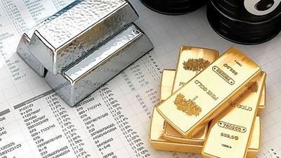 G�m��, alt�n� taht�ndan etti