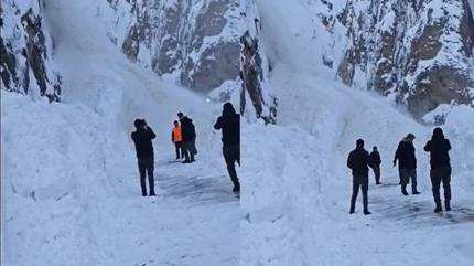 Van-Hakkari karayolunda ��� felaketi! O anlar anbean g�r�nt�lendi