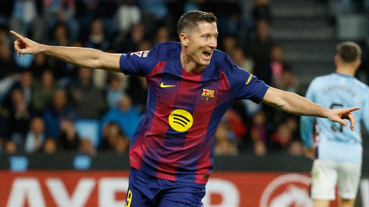 barcelona robert lewandowski transfer foto�raflar� resimleri