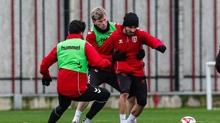 Samsunspor'da Fenerbah�e ma�� mesaisi s�rd�