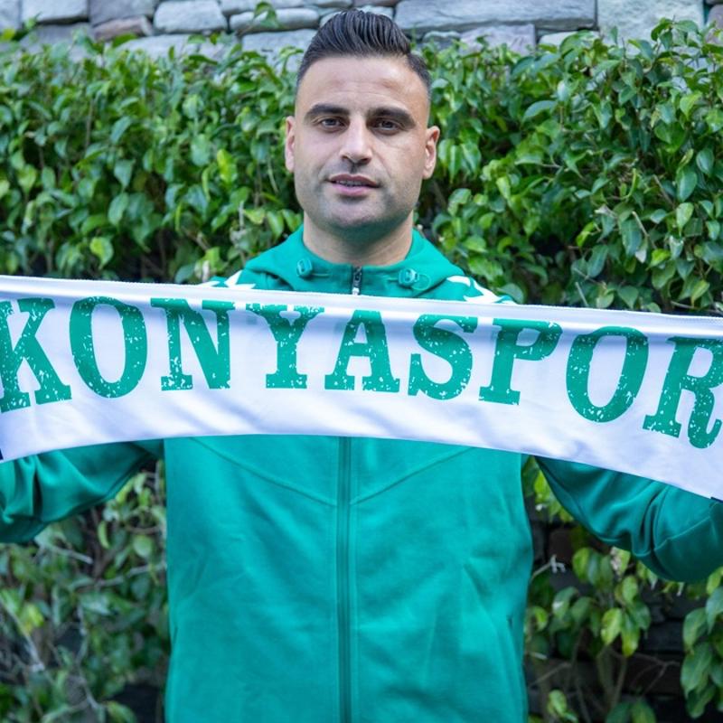Deniz T�r�� resmen Konyaspor'da!