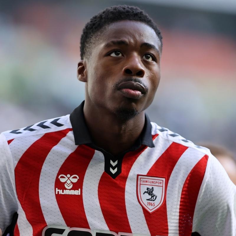 Fenerbah�e, TFF'ye bildirdi! Anthony Musaba'n�n lisans� ��kar�ld�