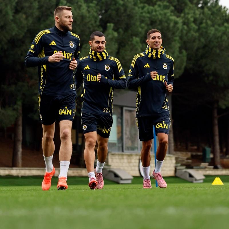 Fenerbah�e'de S�per Kupa mesaisi ba�lad�