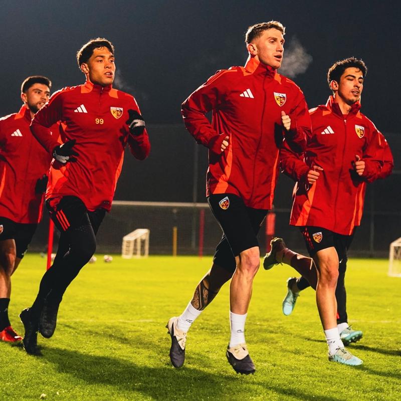 Kayserispor'un sezonun ikinci yar�s�n�n haz�rl�klar� ba�lad�