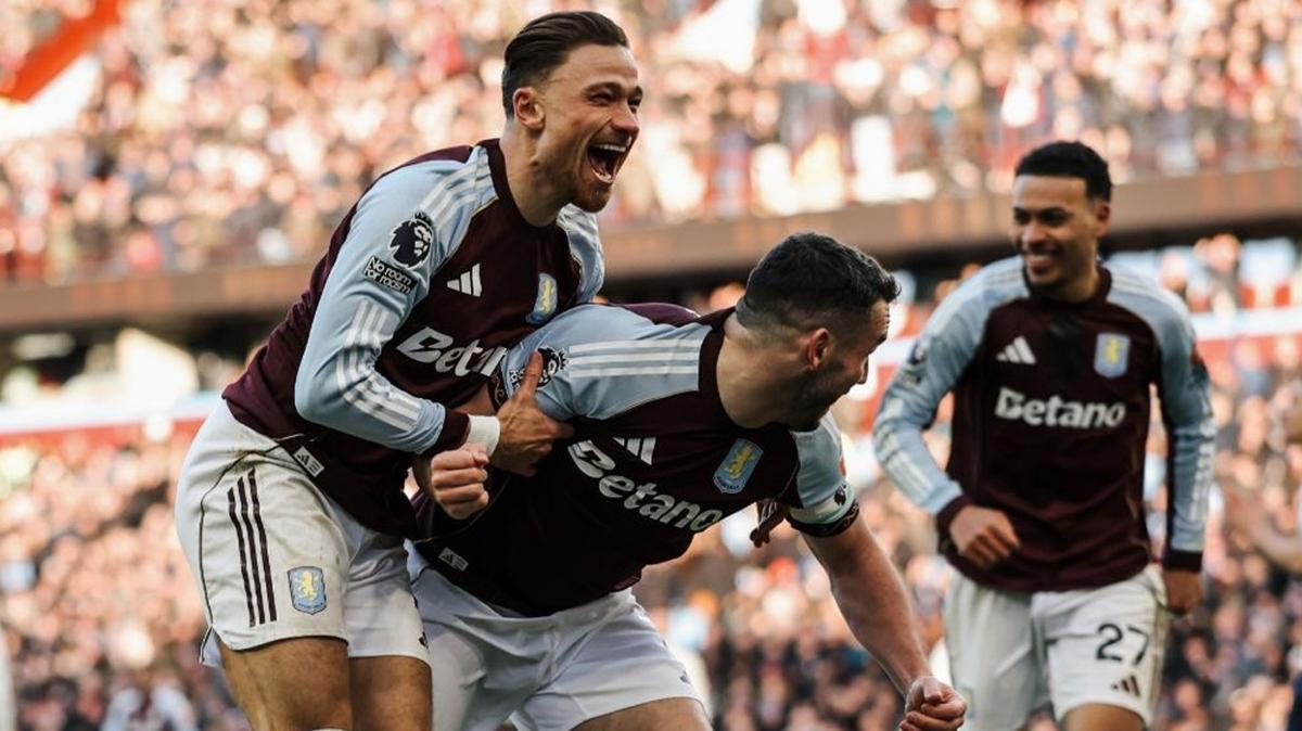 aston villa nottingham forest premier lig foto�raflar� resimleri