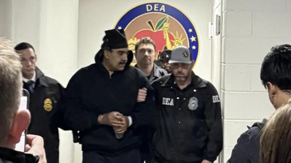 ABD'den tart��ma yaratan g�r�nt�ler! Maduro'nun y�lba�� mesaj� dikkat �ekti