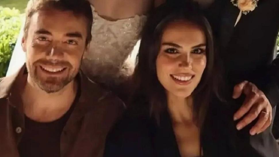 Murat Dalkılıç'la Özgü Kaya evliliğe çok yakın: Yılbaşında aileler bir araya geldi!