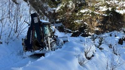 3 ile kar engeli: 99 k�ye ula��m sa�lanam�yor