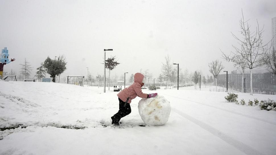 Kar tatili haberleri pe� pe�e geldi... ��te e�itime ara verilen iller