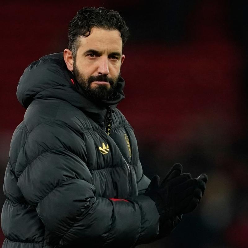 Manchester United'da Ruben Amorim ile yollar ayr�ld�