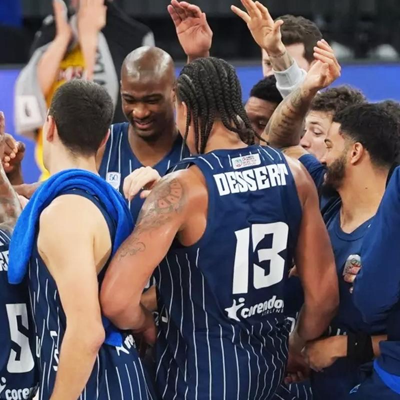 Anadolu Efes'in konu�u Paris Basketbol