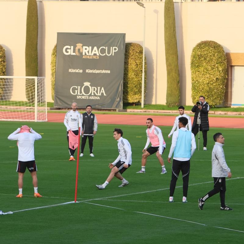 Be�ikta�'ta ikinci yar� haz�rl�klar� devam ediyor