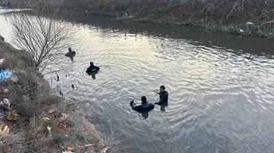 �anl�urfa'da sulama kanal�na d��en otomobil s�r�c�s� aran�yor