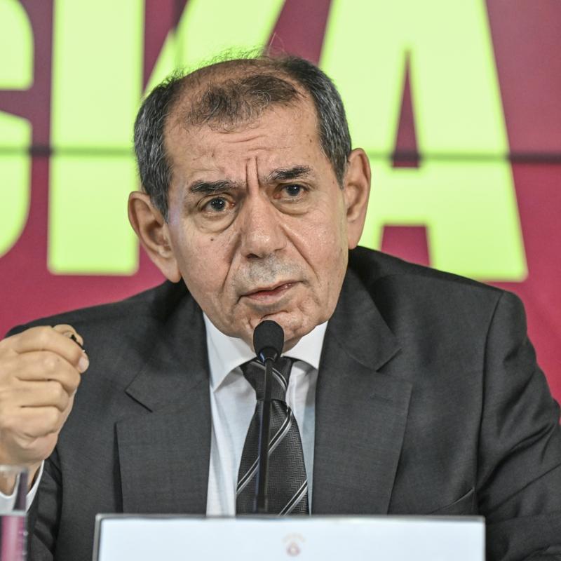 Yel kayadan toz al�r