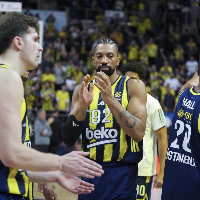 Fenerbah�e Beko, Dubai Basketbol deplasman�nda
