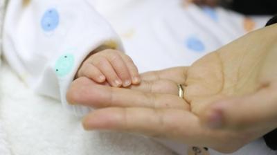 Do�um izni 24 haftaya ��kar�l�yor... Bakan G�kta� tarih verdi