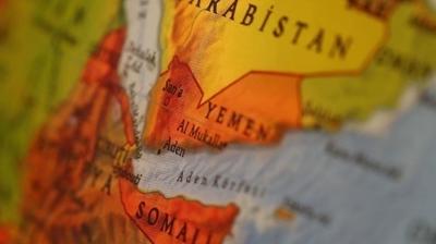 Yemen'de hava sald�r�s�: Zubeydi b�lgeden ka�t�