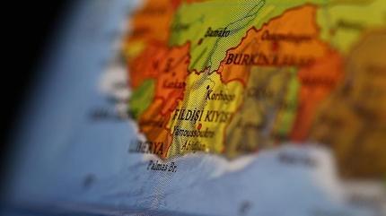 Fildi�i Sahili'nde istikrar aray���... H�k�met feshedildi