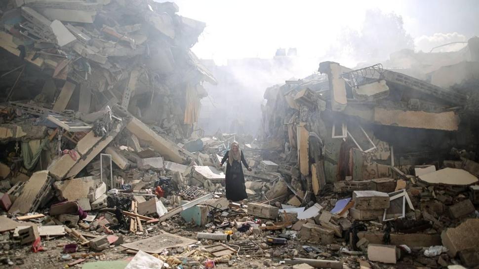 Gazze'de can kaybı 71 bin 395'e yükseldi