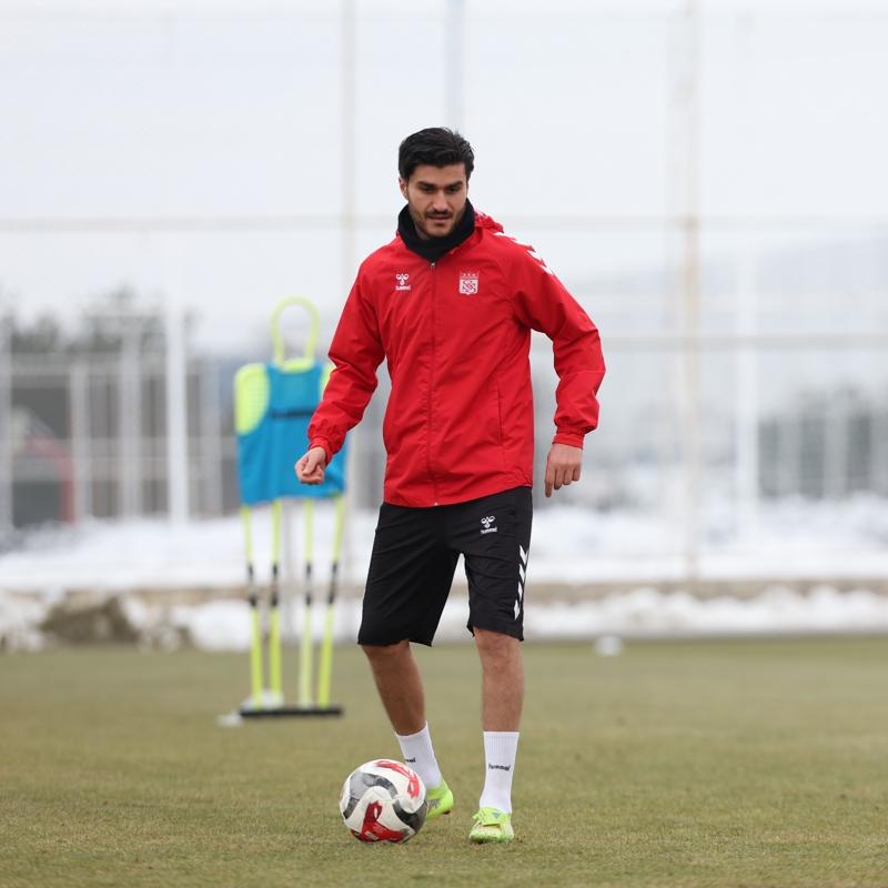 Sivasspor'da Erzurumspor mesaisi s�r�yor