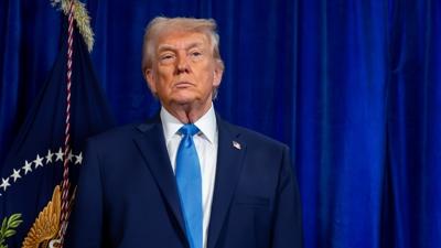 Trump'tan yeni karar... ABD baz� kurulu�lardan �ekilecek