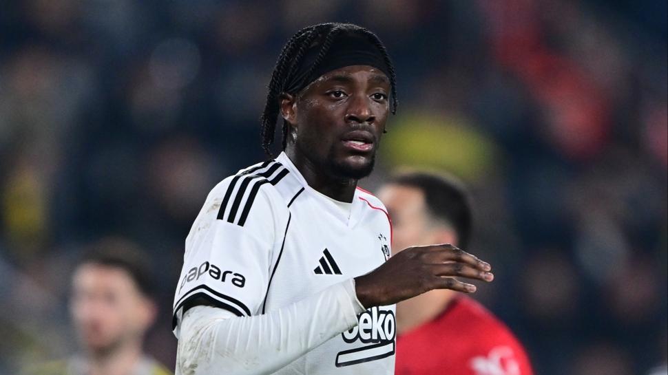 Beşiktaş'tan Tammy Abraham açıklaması! "İzin alarak kamptan ayrıldı"