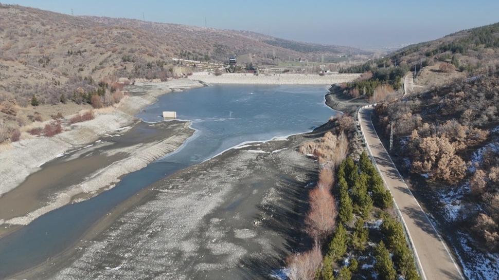 Ankaral� su beklerken belediyeden �hidrofor� tavsiyesi geldi